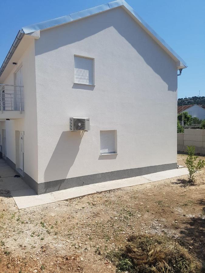 Apartmani Tamaris Murter Exterior photo